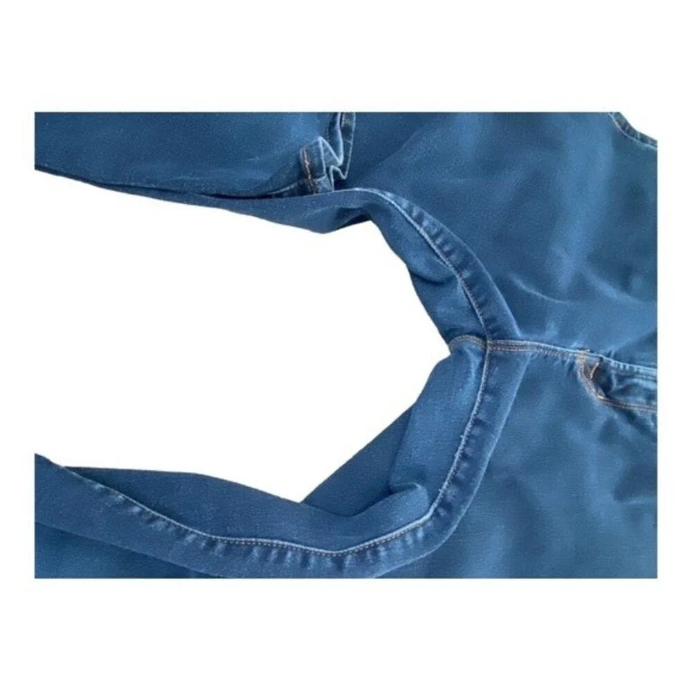 J BRAND Brooke Bootcut‎ Jeans in Color Aura, Size 32, Denim